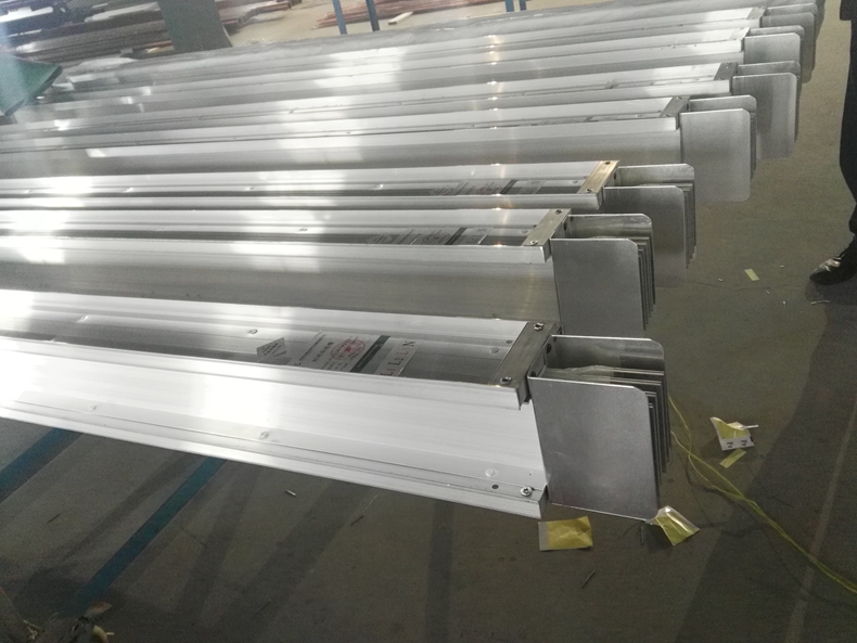 分支电缆与密集式黄色看污软件观看P站在施工安装时的对比